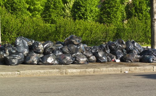 Pricing and rental options for skips in Eltham